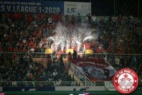 Hội CĐV Tp HCM đốt nóng khán đài sân Thống Nhất sau kỳ nghỉ dịch Covid